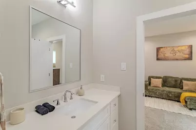 240 Julia Street #D, Houston, TX 77022 - Photo 17