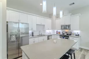 240 Julia St, Houston, TX 77022 - Photo 7