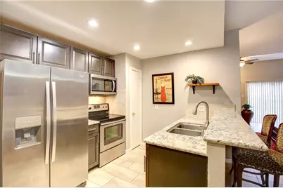 2220 Bering Drive #13, Houston, TX 77057 - Photo 5