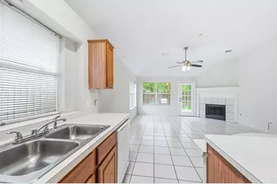 9619 E Withers Way Circle, Houston, TX 77065 - Photo 25