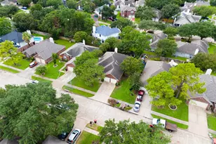 9619 E Withers Way Cir, Houston, TX 77065 - Photo 41