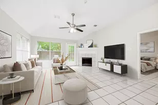 9619 E Withers Way Cir, Houston, TX 77065 - Photo 7