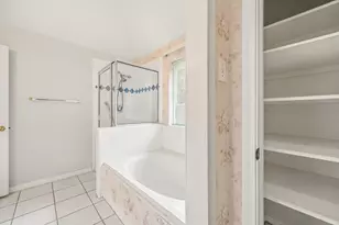 9619 E Withers Way Cir, Houston, TX 77065 - Photo 29