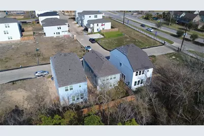 3352 Vine Terrace Trace, Houston, TX 77047 - Photo 3