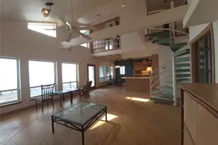 1823 Port O' Call St, Tiki Island, TX 77554 - Photo 5