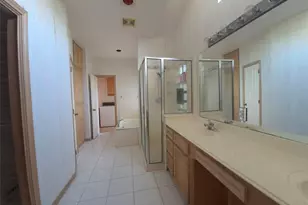 1823 Port O' Call St, Tiki Island, TX 77554 - Photo 29