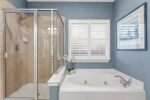 130 N Archwyck Cir, The Woodlands, TX 77382 - Photo 19