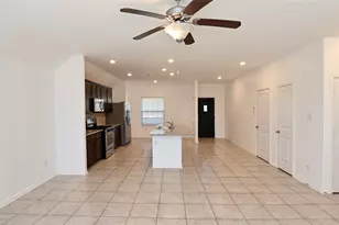 306 Marble Springs Ln, La Marque, TX 77568 - Photo 9