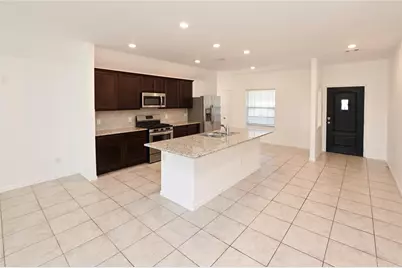 306 Marble Springs Lane, La Marque, TX 77568 - Photo 7