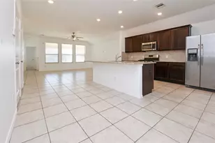 306 Marble Springs Ln, La Marque, TX 77568 - Photo 3