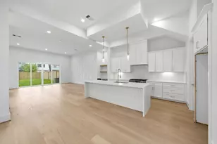 835 W 25th St, Houston, TX 77008 - Photo 5