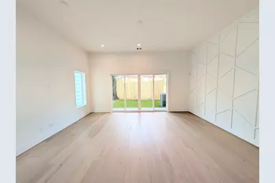 835 W 25th Street, Houston, TX 77008 - Photo 11