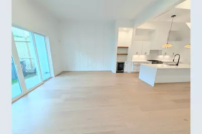 835 W 25th Street, Houston, TX 77008 - Photo 9