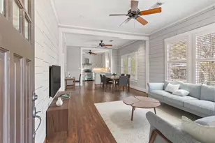 809 Woodrow St, Houston, TX 77006 - Photo 5