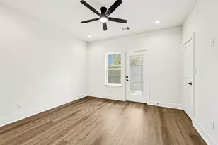 3808 Yale St, Houston, TX 77018 - Photo 5