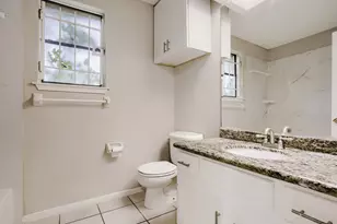 10103 Inwood Shadows St, Houston, TX 77088 - Photo 23