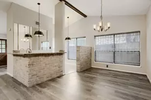 10103 Inwood Shadows St, Houston, TX 77088 - Photo 5