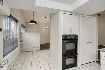 10103 Inwood Shadows Street, Houston, TX 77088 - Photo 11