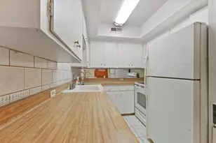 2503 McCue Rd, Houston, TX 77056 - Photo 9