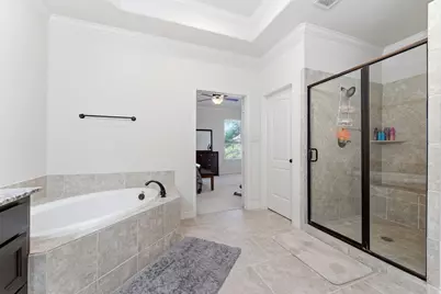 27 Daffodil Meadow Place, Tomball, TX 77375 - Photo 19