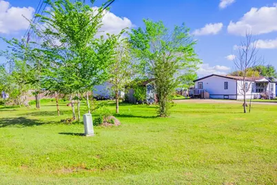 6703 Trail Loop E, Rosharon, TX 77583 - Photo 9