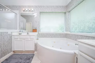 15715 Brookwood Lake Place, Sugar Land, TX 77498 - Photo 13