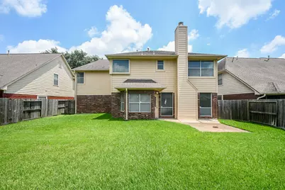 15715 Brookwood Lake Place, Sugar Land, TX 77498 - Photo 23