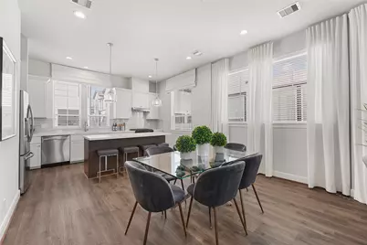 2704 Grand Fountains Drive #E, Houston, TX 77054 - Photo 13