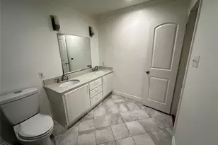 8522 Westview Dr, Houston, TX 77055 - Photo 27
