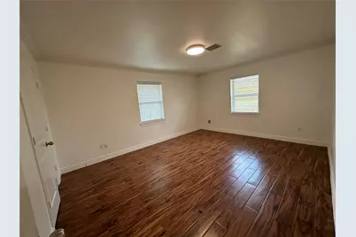 8522 Westview Drive, Houston, TX 77055 - Photo 23