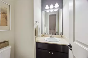 1110 W 25th St, Houston, TX 77008 - Photo 13