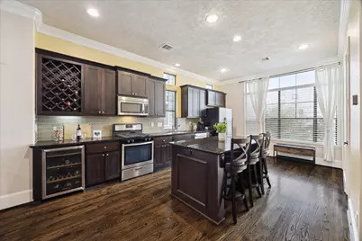 1110 W 25th Street, Houston, TX 77008 - Photo 9