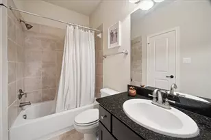1110 W 25th St, Houston, TX 77008 - Photo 15