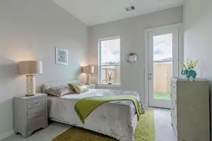 608 Thornton Rd, Houston, TX 77018 - Photo 5