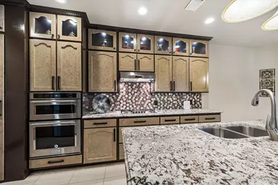 1226 Oxford Mills Lane, Sugar Land, TX 77479 - Photo 11