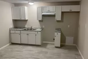 4922 Dollar Reef Dr, Bacliff, TX 77518 - Photo 5