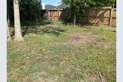 4922 Dollar Reef Drive, Bacliff, TX 77518 - Photo 11
