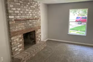 4922 Dollar Reef Dr, Bacliff, TX 77518 - Photo 3