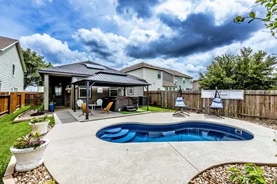 10880 S Lake Mist Ln, Willis, TX 77318 - Photo 11