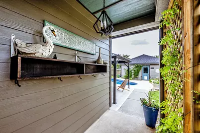 10880 S Lake Mist Ln, Willis, TX 77318 - Photo 9