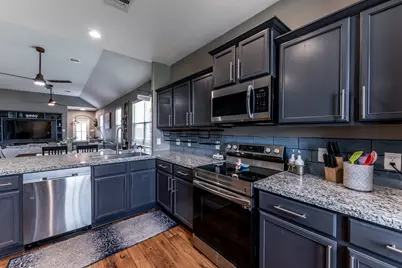 10880 S Lake Mist Ln, Willis, TX 77318 - Photo 7