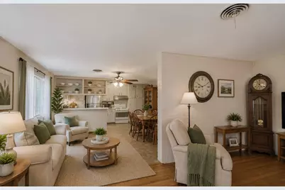 101 S Woodsway Street E, Conroe, TX 77301 - Photo 9
