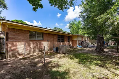 101 S Woodsway Street E, Conroe, TX 77301 - Photo 15
