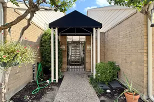 2277 S Kirkwood Rd, Houston, TX 77077 - Photo 3