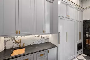 523 10th St, Galveston, TX 77550 - Photo 19