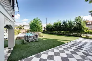 523 10th St, Galveston, TX 77550 - Photo 47