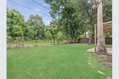 7250 Hidden Valley Drive, Beaumont, TX 77708 - Photo 31