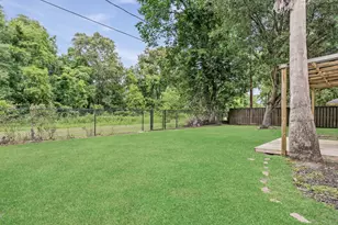 7250 Hidden Valley Dr, Beaumont, TX 77708 - Photo 31
