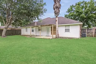 7250 Hidden Valley Dr, Beaumont, TX 77708 - Photo 29
