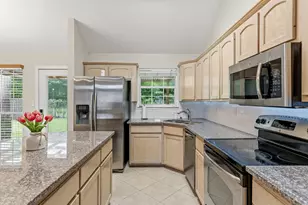 7250 Hidden Valley Dr, Beaumont, TX 77708 - Photo 15